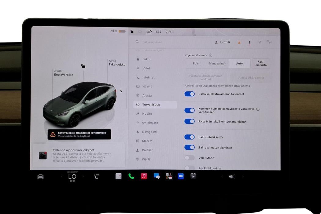 TESLA Model Y 2023