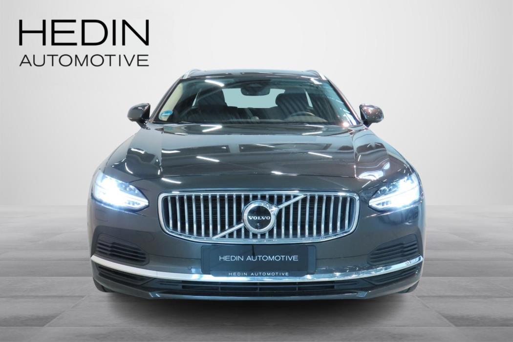 Volvo V90 2023
