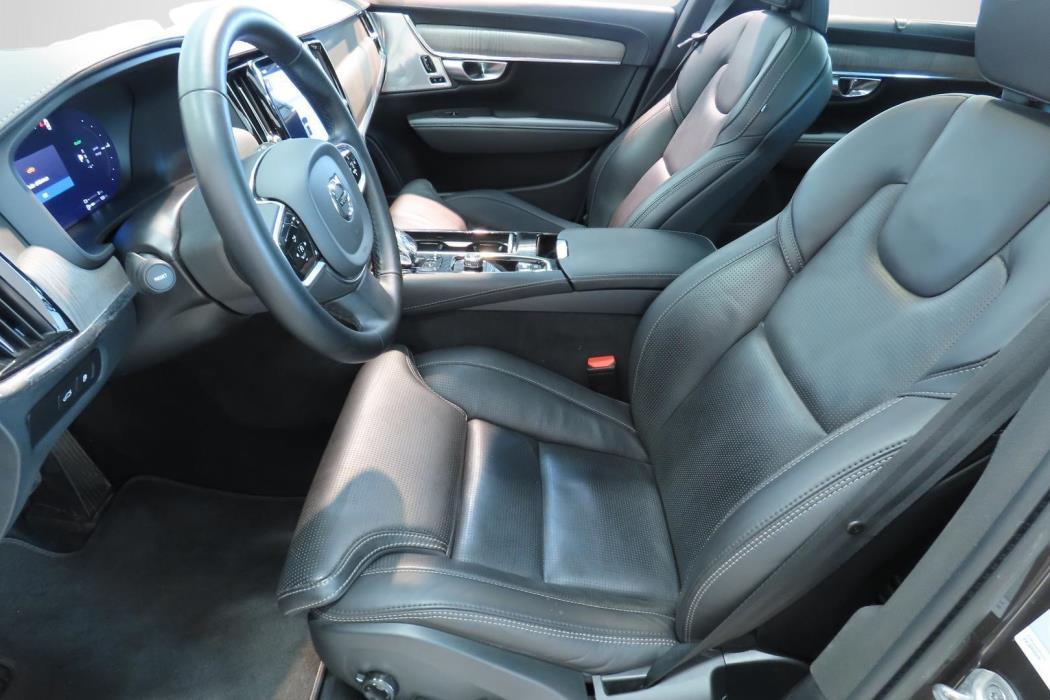 Volvo V90 2023