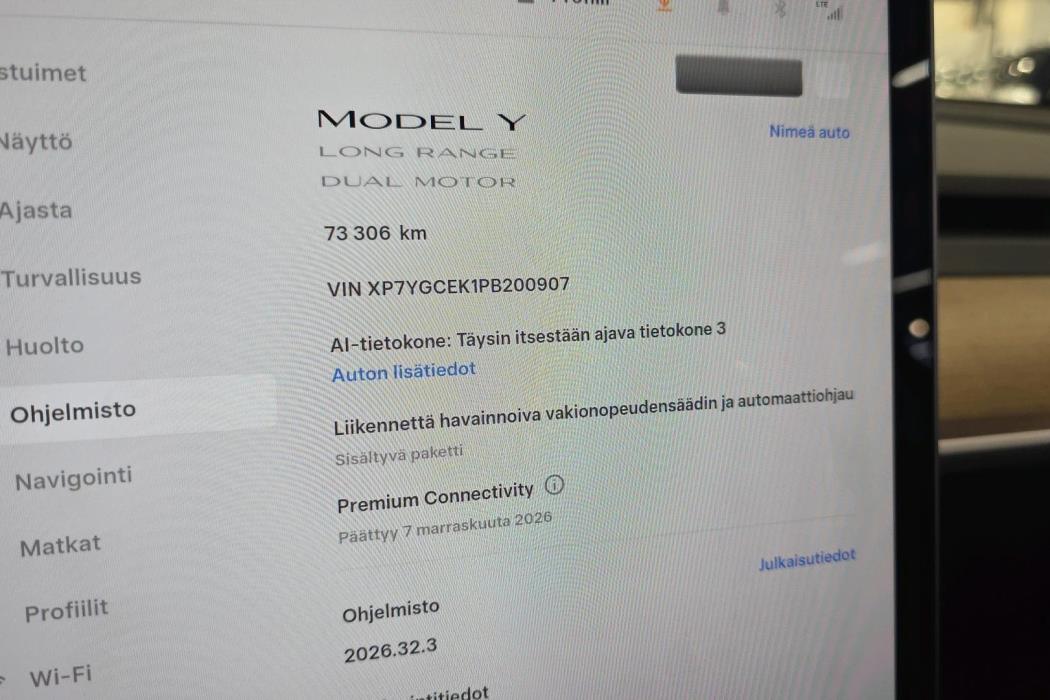 Tesla Model Y 2023