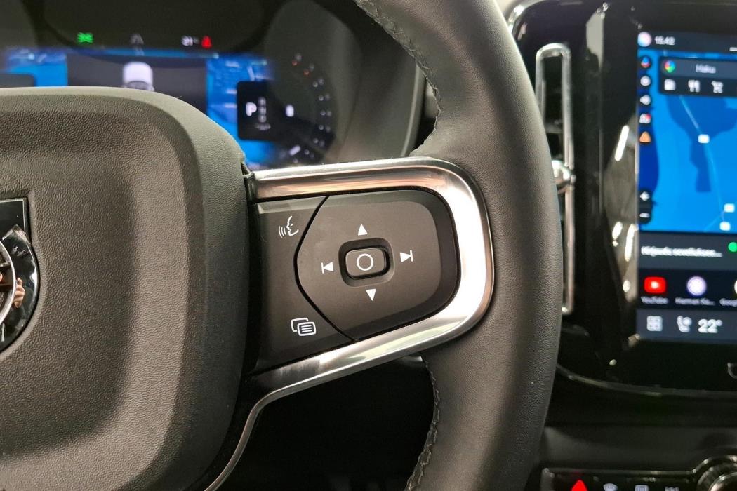 Volvo XC40 2024