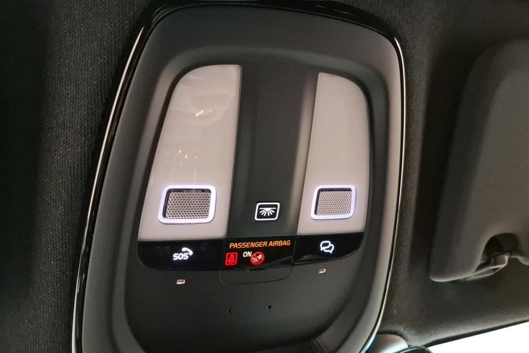 Volvo XC40 2024