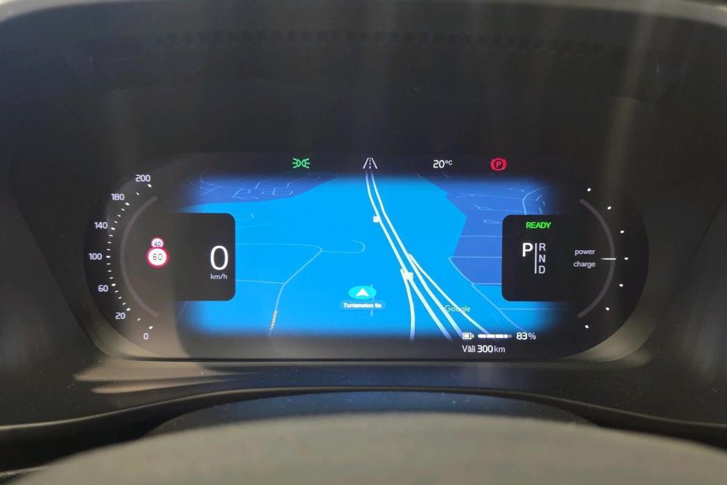 VOLVO XC40 2023