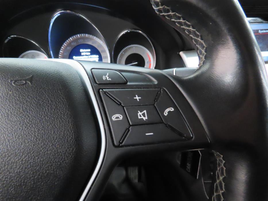 MERCEDES-BENZ GLK 2013