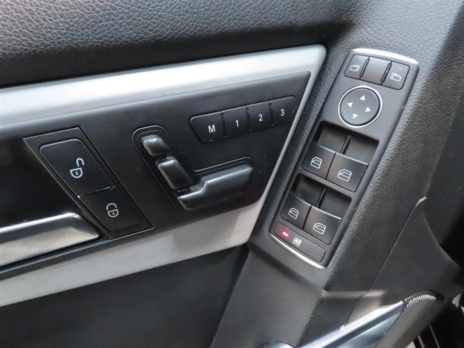 MERCEDES-BENZ GLK 2013