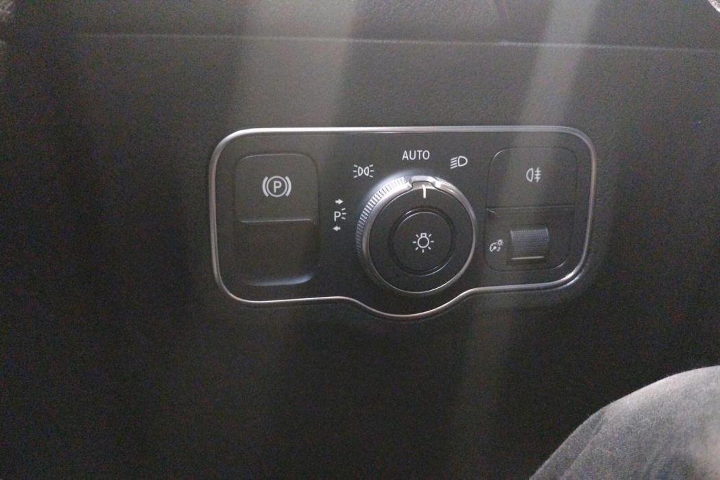 Mercedes-Benz GLA 2021