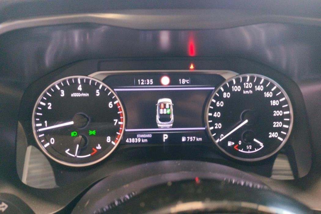 NISSAN Qashqai 2025