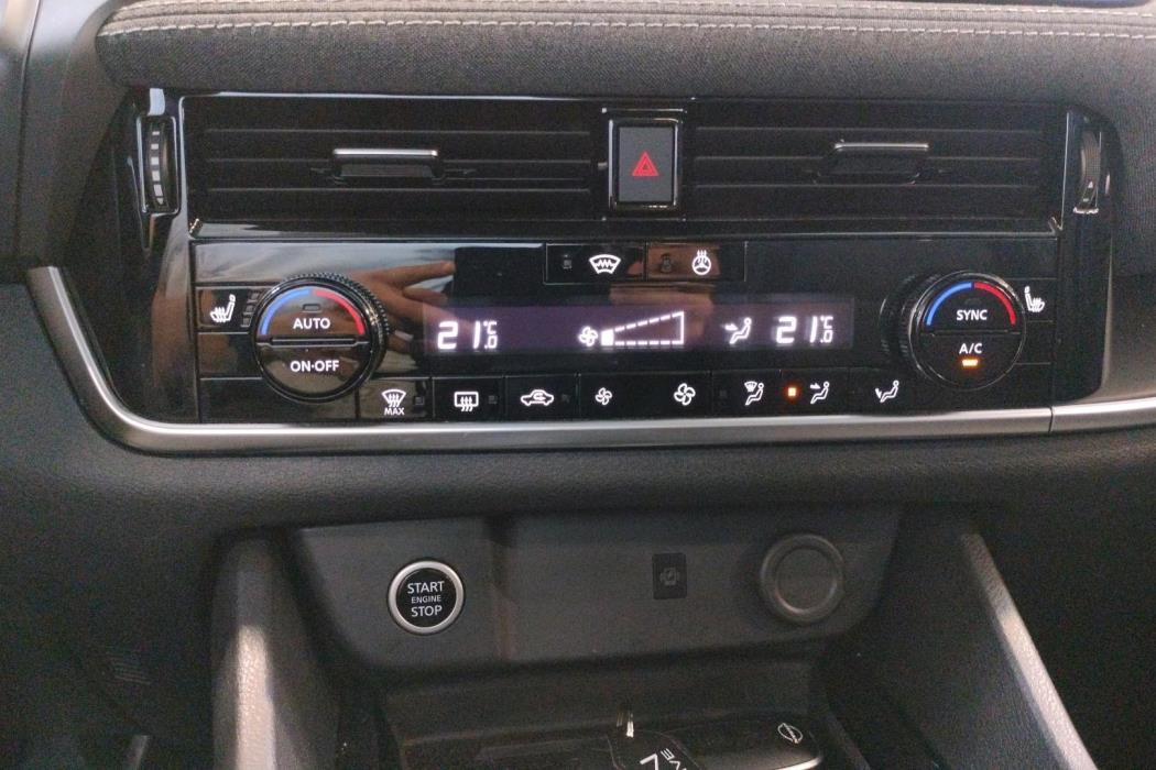 NISSAN Qashqai 2025