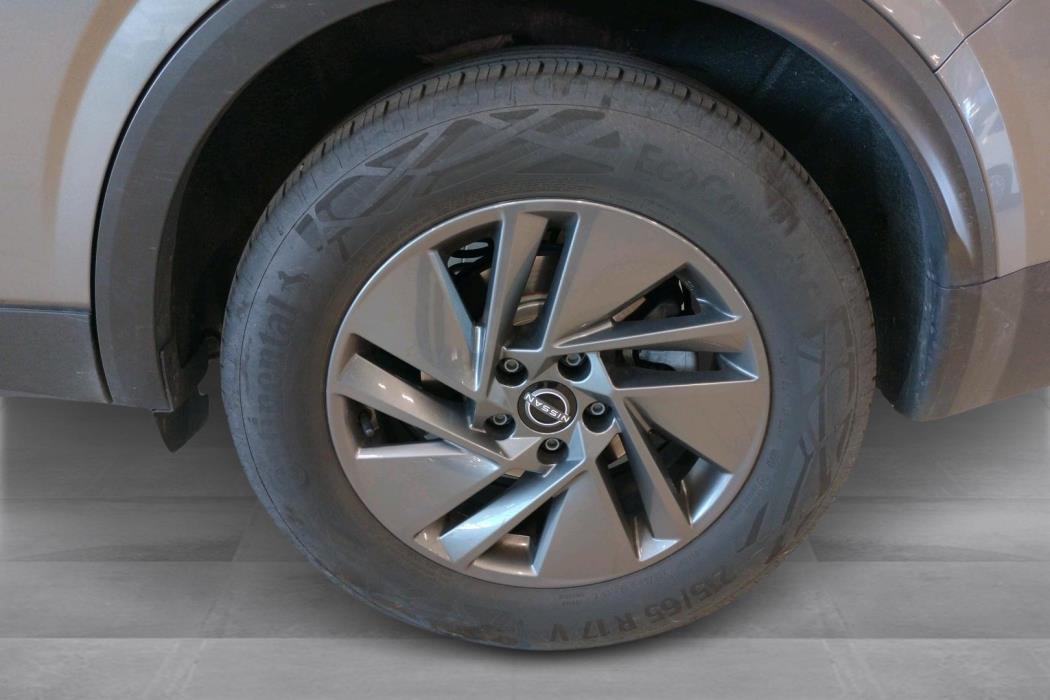 NISSAN Qashqai 2025
