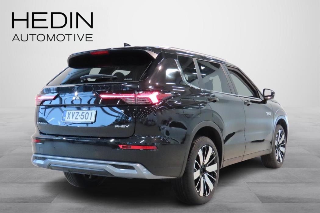 Mitsubishi Outlander 2025