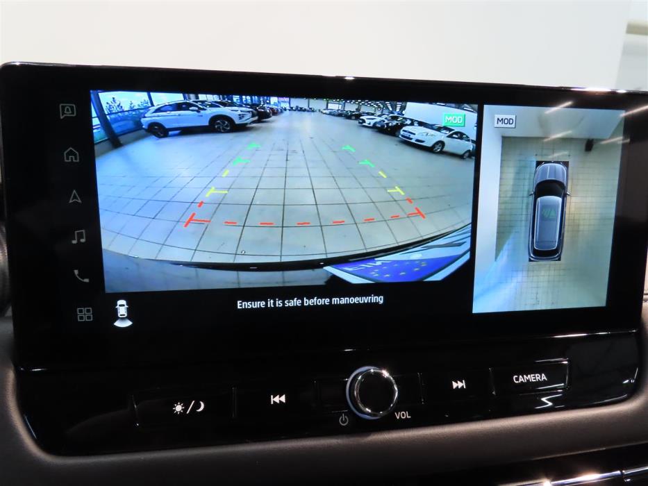 Mitsubishi Outlander 2025