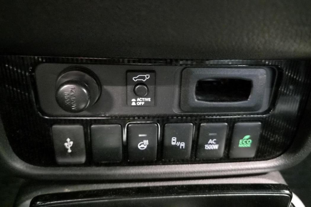 Mitsubishi Outlander PHEV 2021