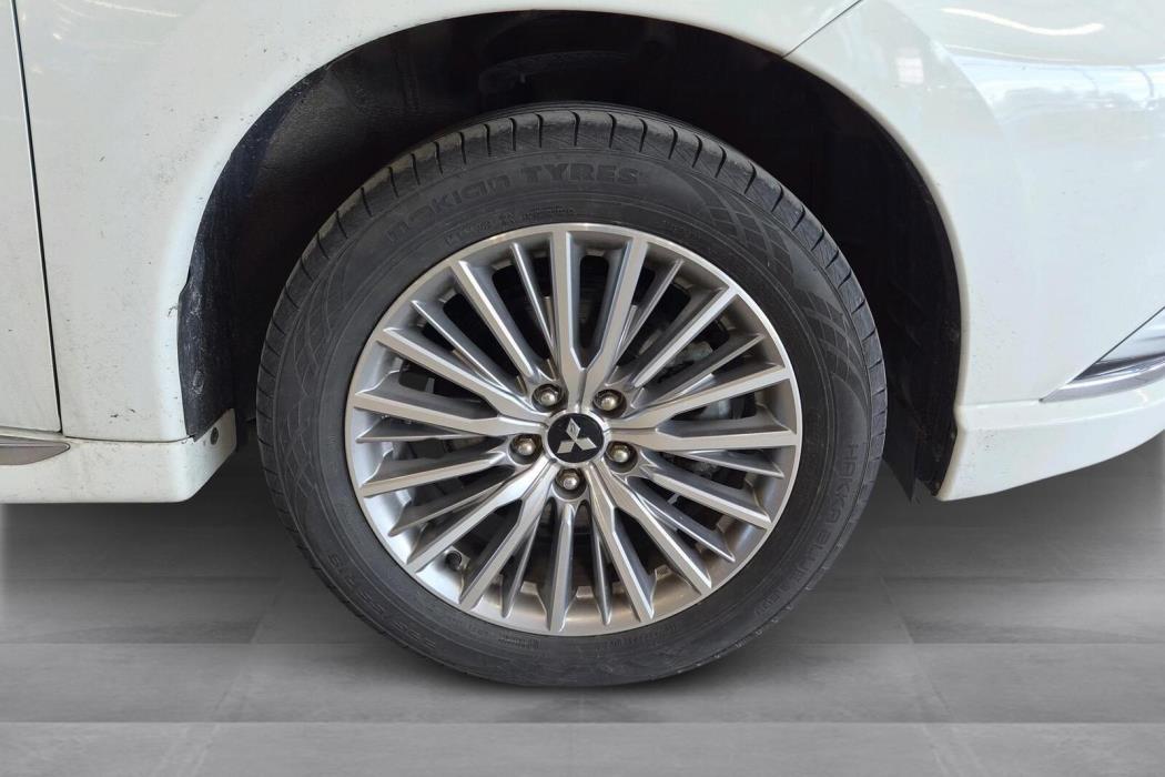 Mitsubishi Outlander PHEV 2021