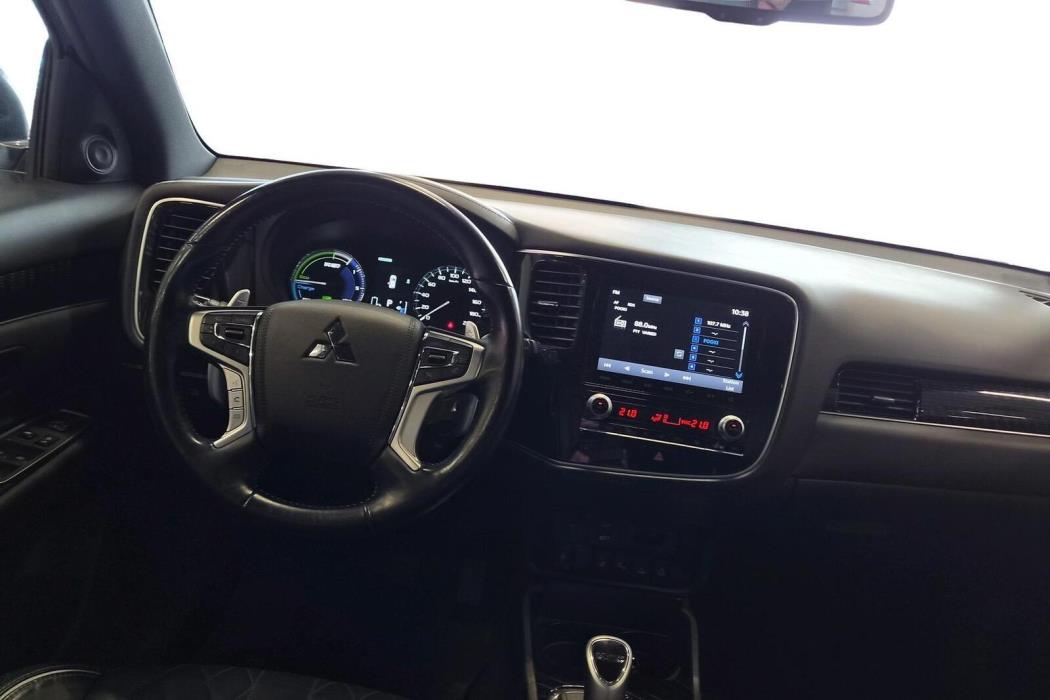 Mitsubishi Outlander PHEV 2021