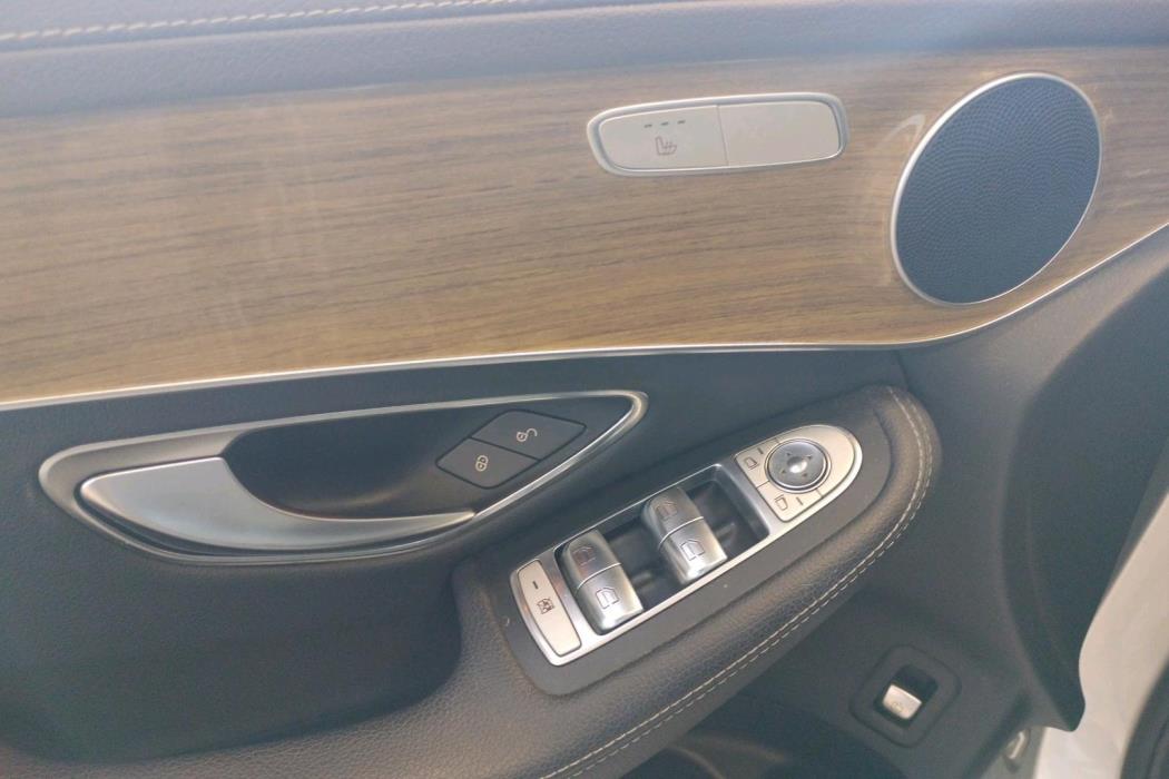 Mercedes-Benz GLC 2016