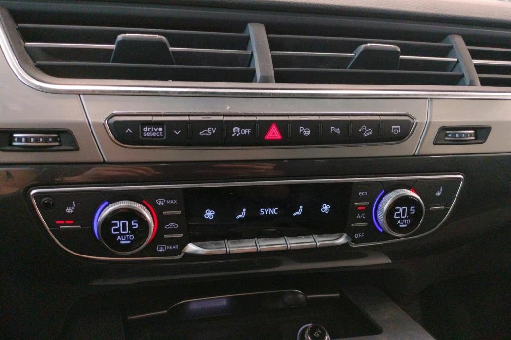 AUDI Q7 2018