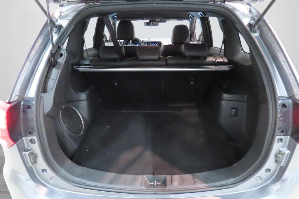 Mitsubishi Outlander PHEV 2019