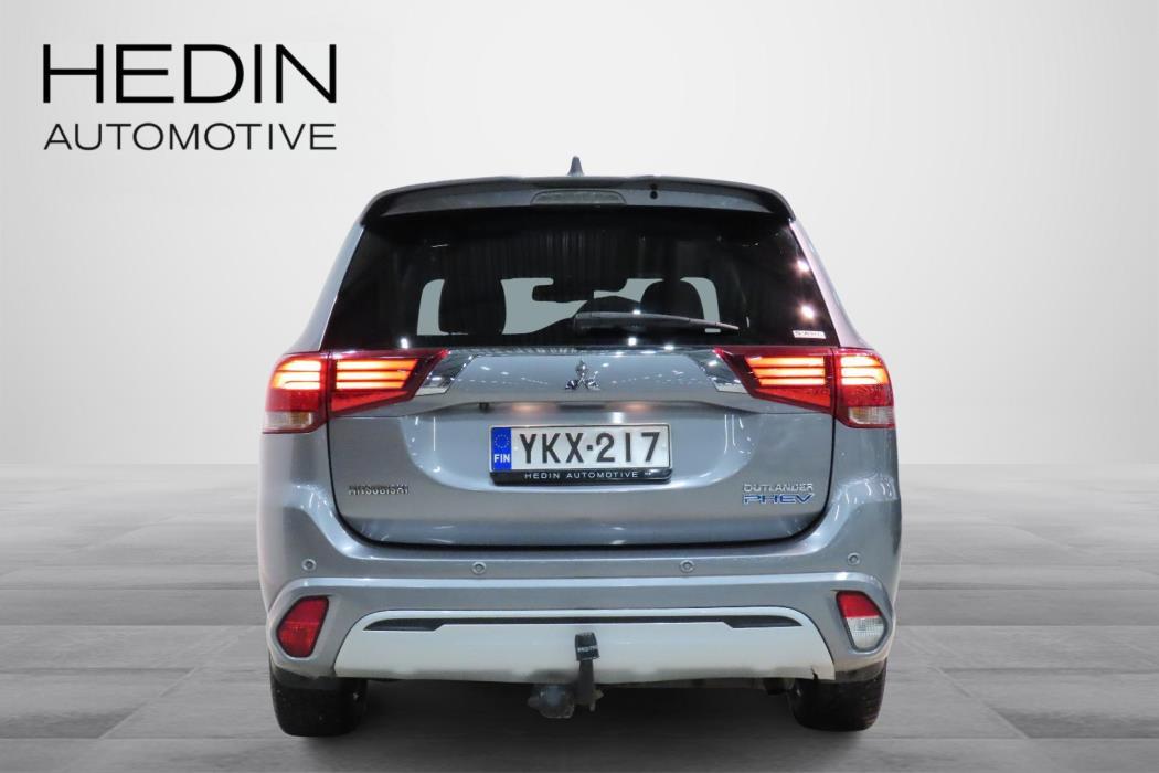 Mitsubishi Outlander PHEV 2019