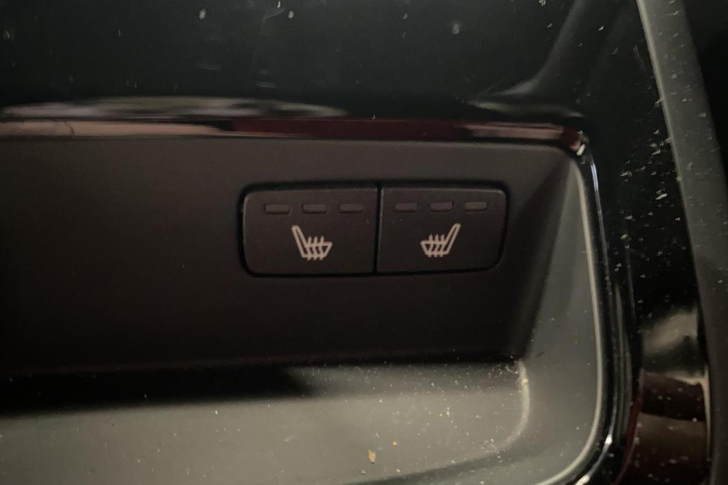 VOLVO V60 2023