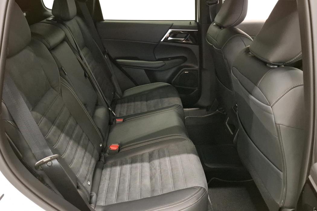 Mitsubishi Outlander 2026