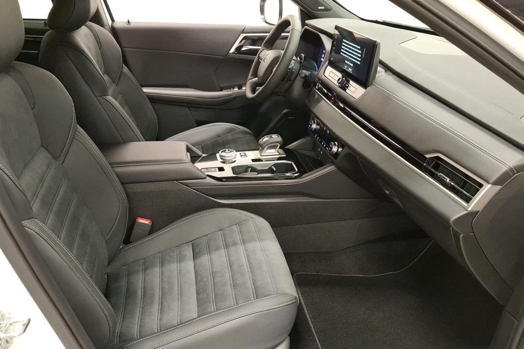 Mitsubishi Outlander 2026