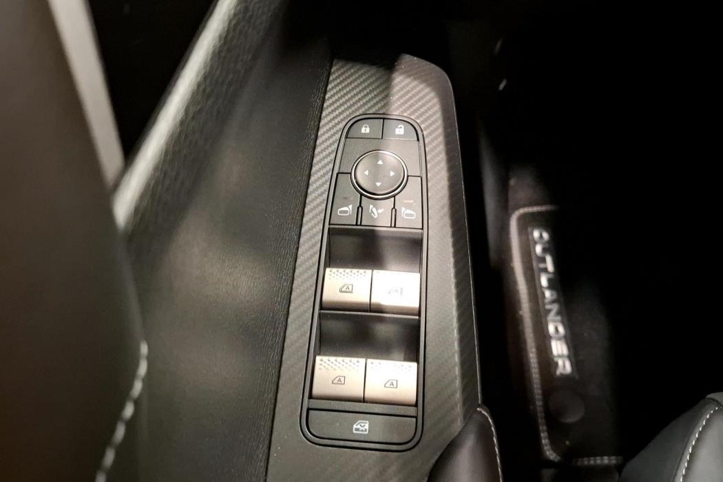 Mitsubishi Outlander 2026