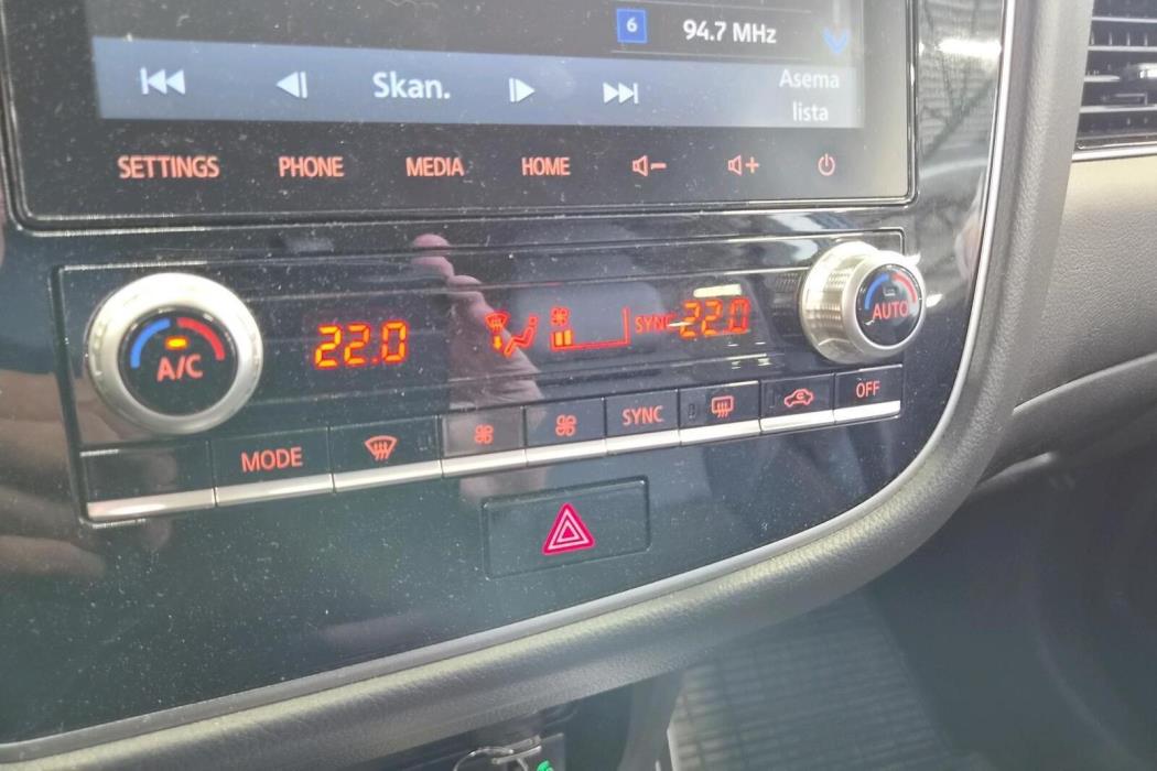 Mitsubishi Outlander PHEV 2021