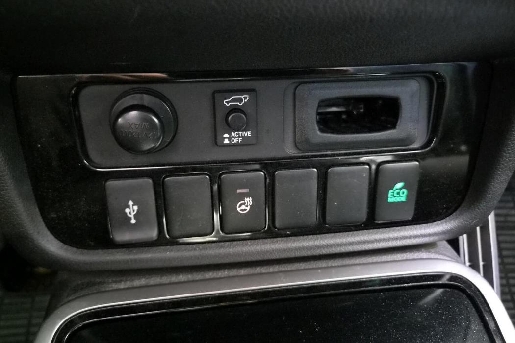 Mitsubishi Outlander PHEV 2021