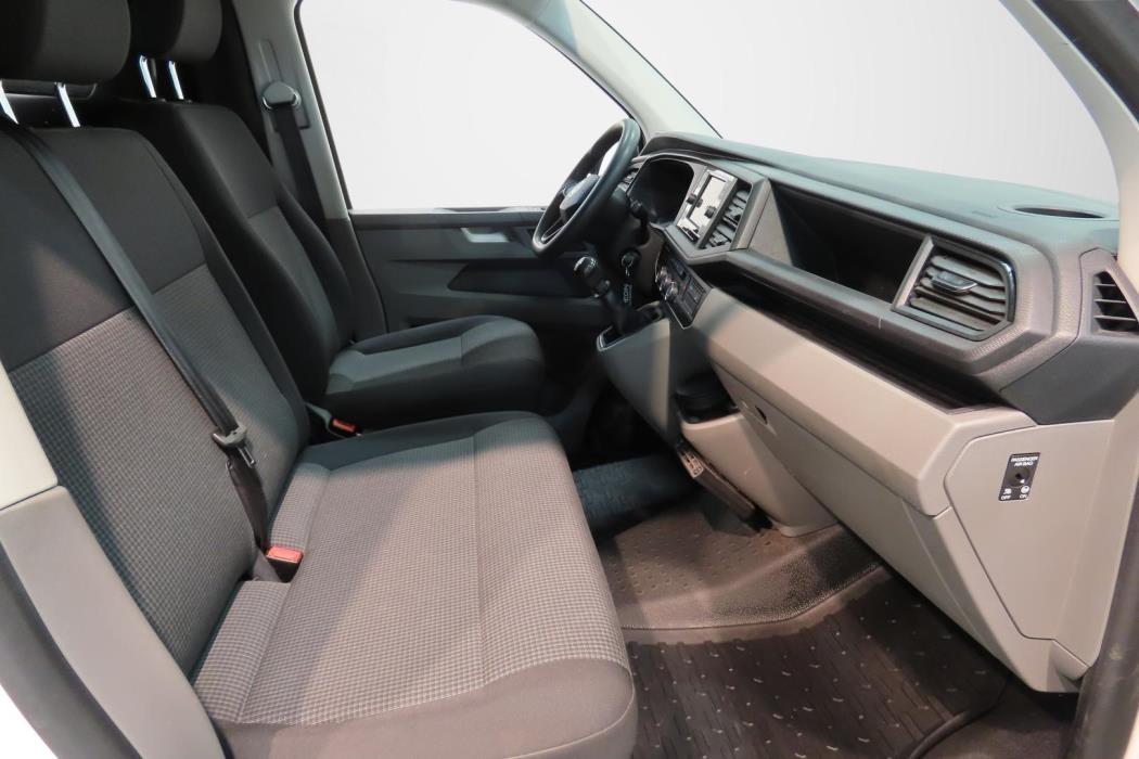 VOLKSWAGEN TRANSPORTER 2021