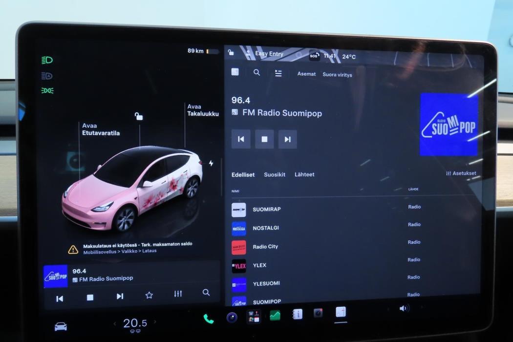 Tesla Model Y 2023