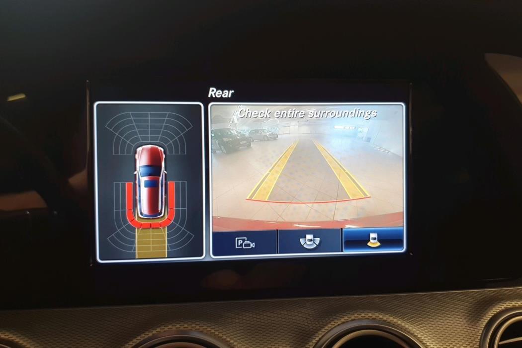 MERCEDES-BENZ E 2017