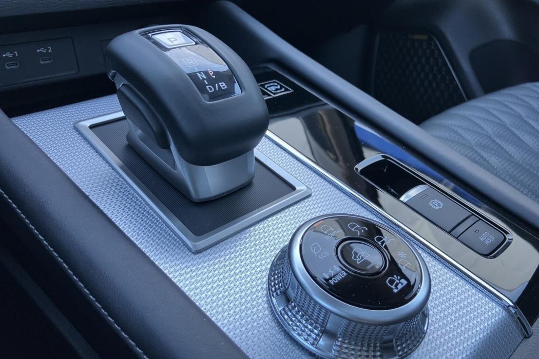 Mitsubishi Outlander 2026