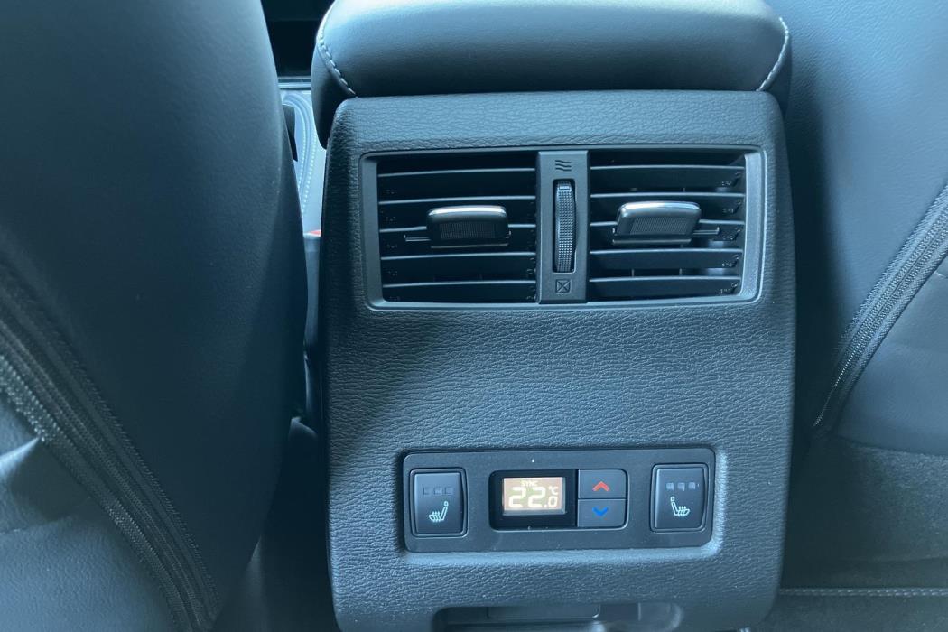 Mitsubishi Outlander 2026