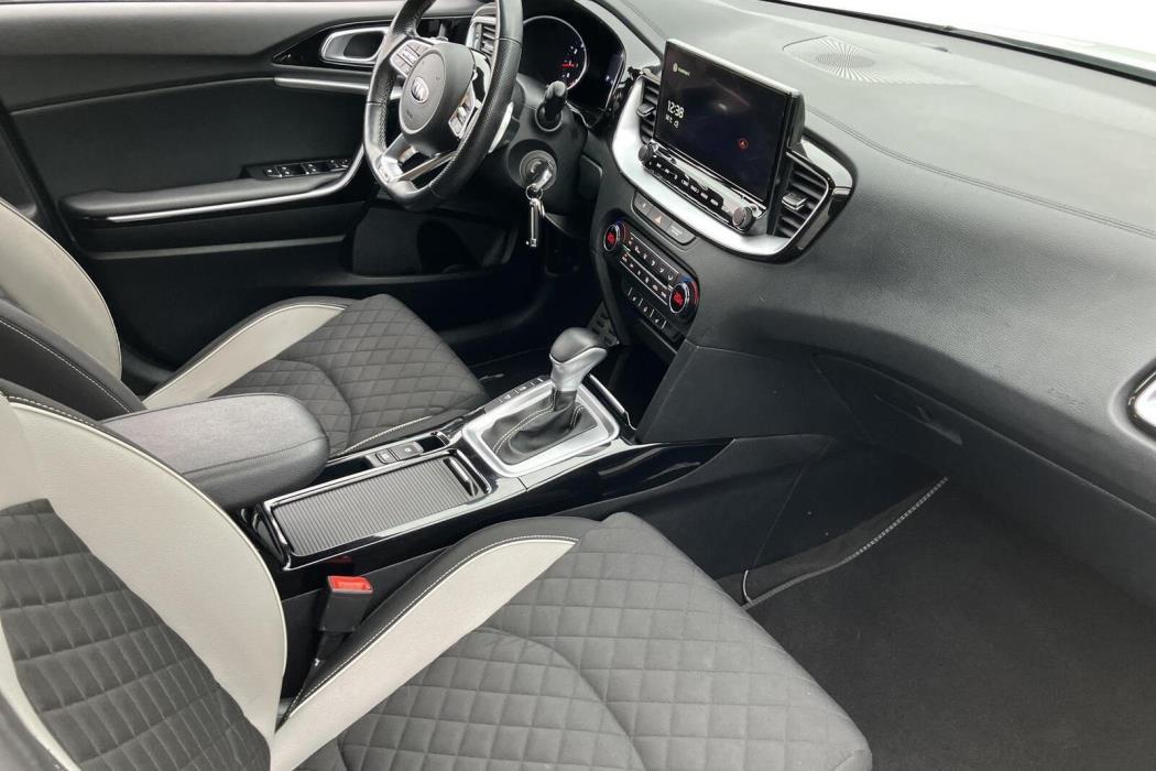 Kia ProCeed 2021