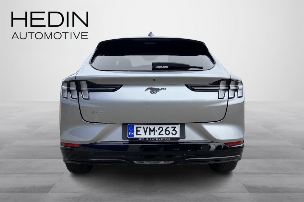 Ford Mustang Mach-E 2022