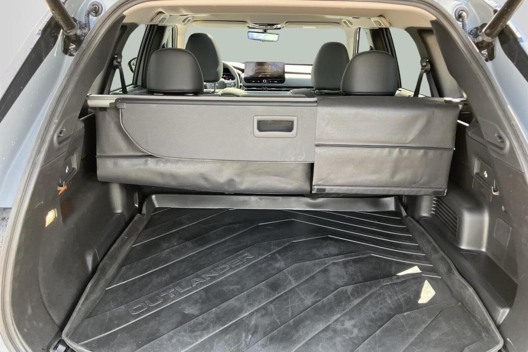 MITSUBISHI OUTLANDER 2026