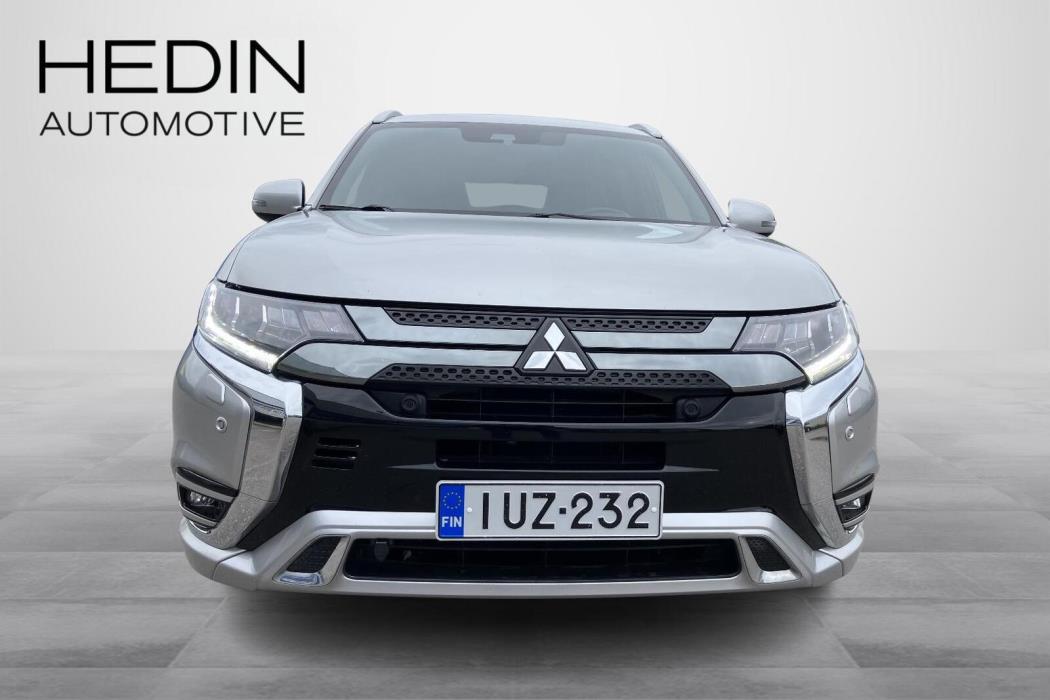 Mitsubishi Outlander PHEV 2021