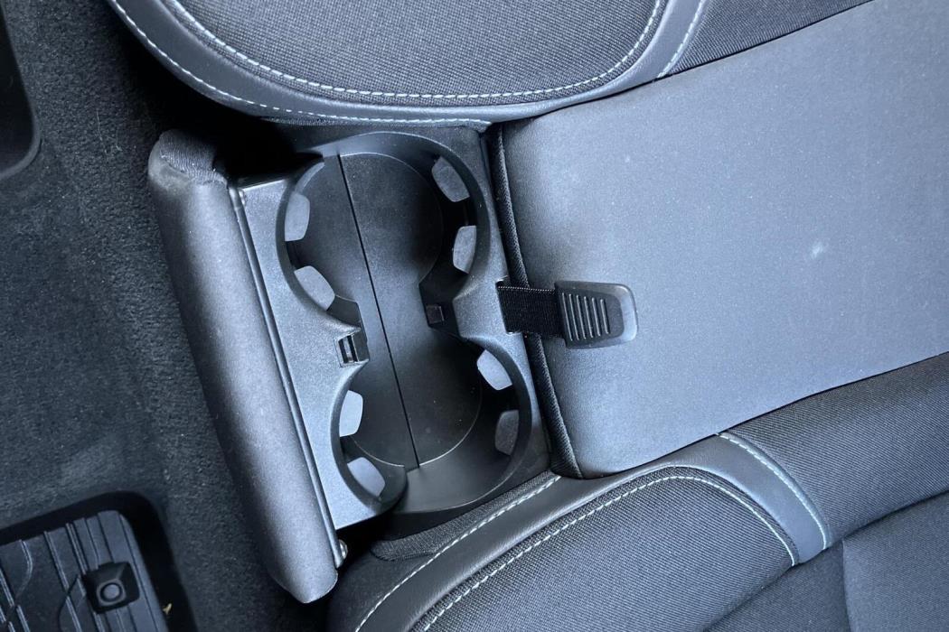 VOLVO V40 2015