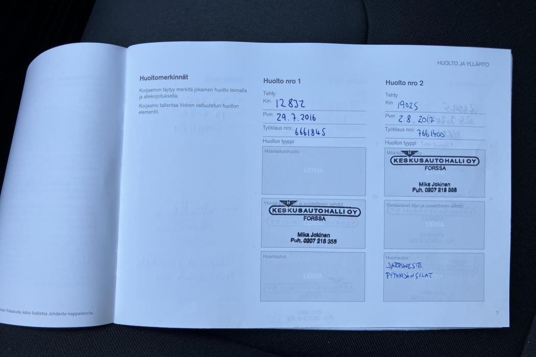 VOLVO V40 2015