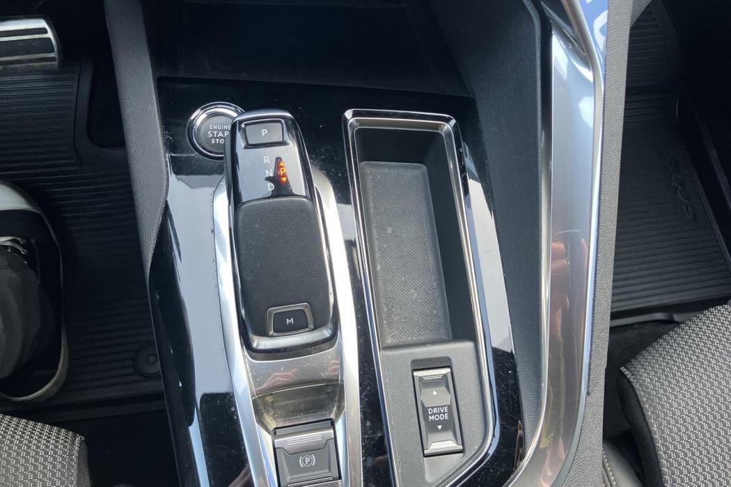Peugeot 5008 2022
