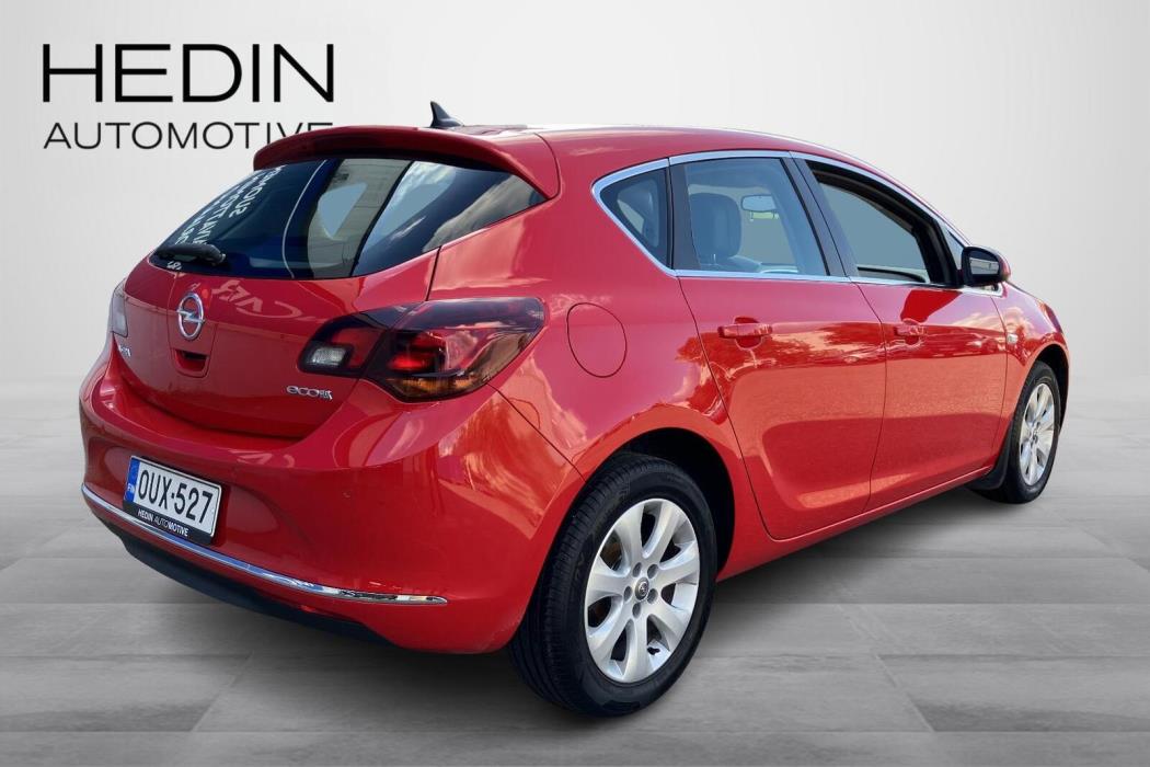 Opel Astra 2015