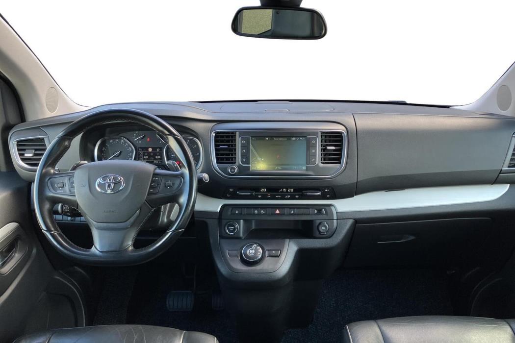 Toyota Proace Verso 2017