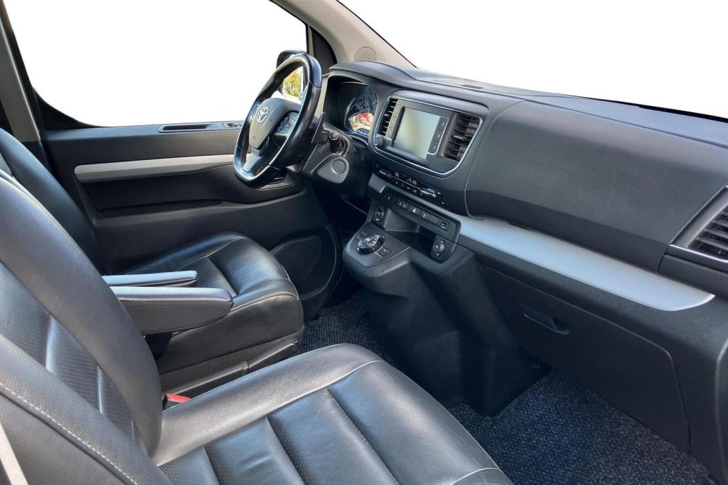 Toyota Proace Verso 2017