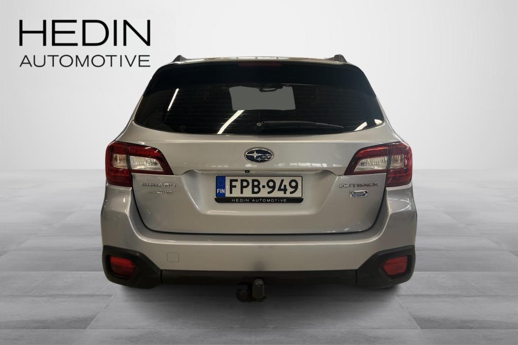 Subaru Outback 2016