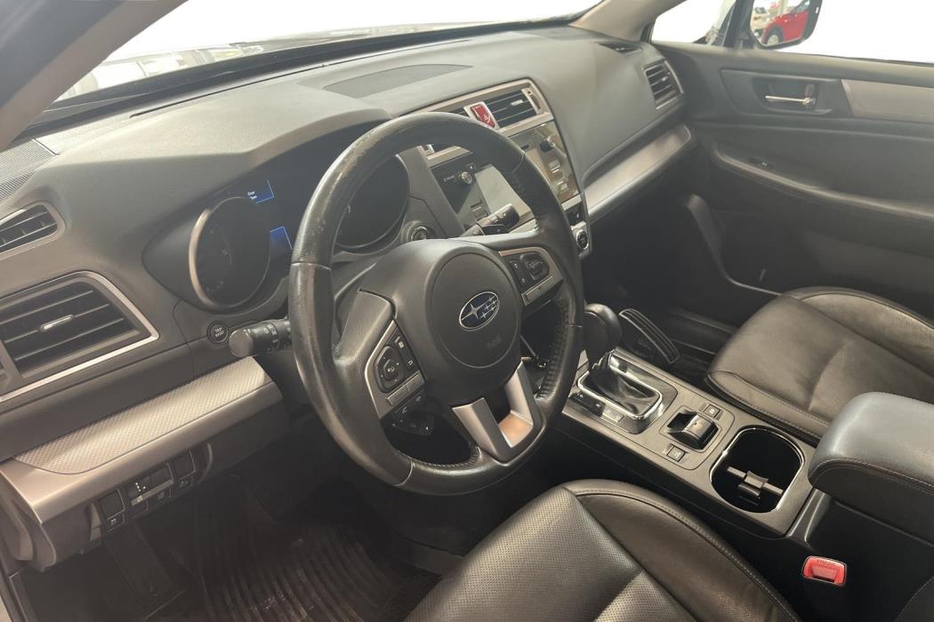 Subaru Outback 2016