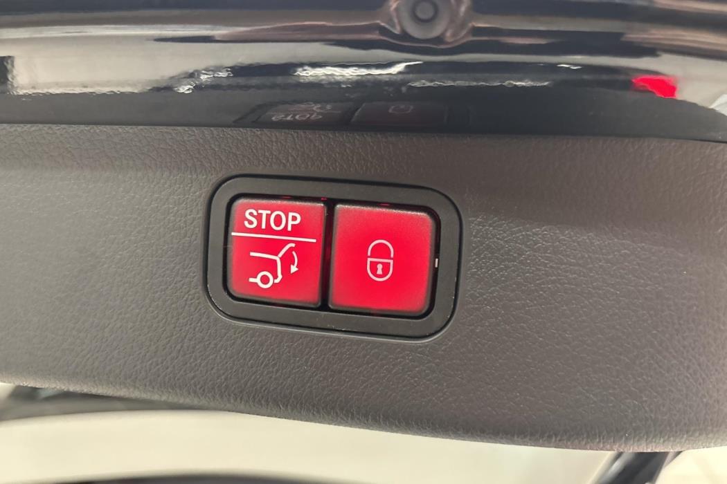 Mercedes-Benz C 2023