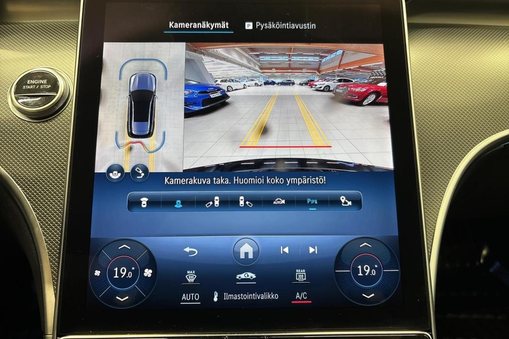 Mercedes-Benz C 2023