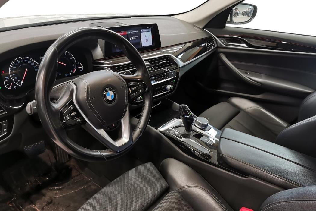 BMW 518 2019