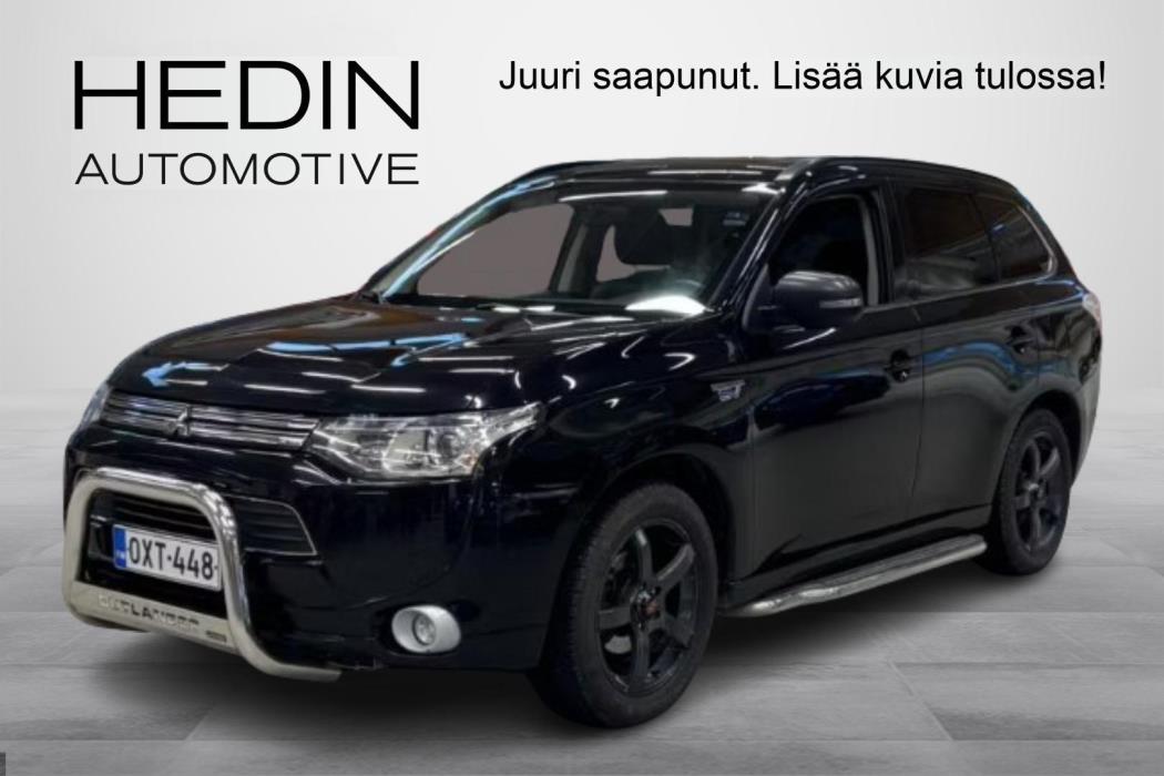 Mitsubishi Outlander PHEV 2013