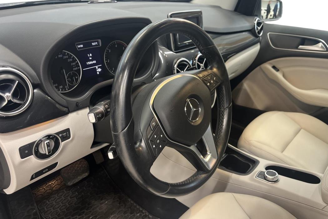 Mercedes-Benz B 2012
